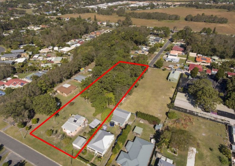 43 Pelican Parade, Jacobs Well QLD 4208 House For Rent 550 Domain