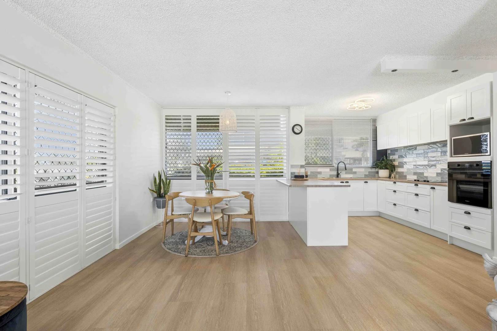 Additional image 6 of 2/130 Marine Parade, Coolangatta QLD 4225