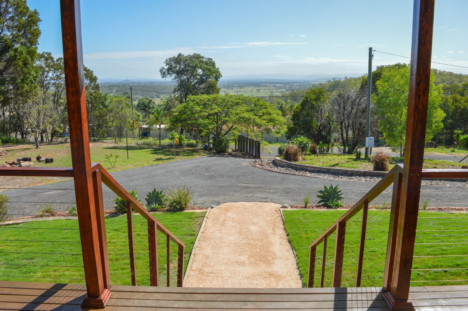 14 Anthony Court, Summerholm QLD 4341, Image 2