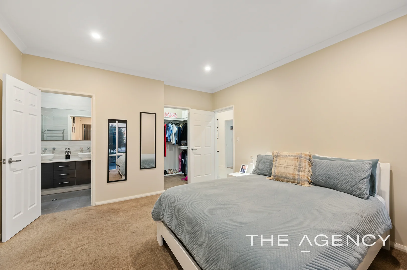 Additional image 18 of 4 Riverina Parade, Lake Coogee WA 6166