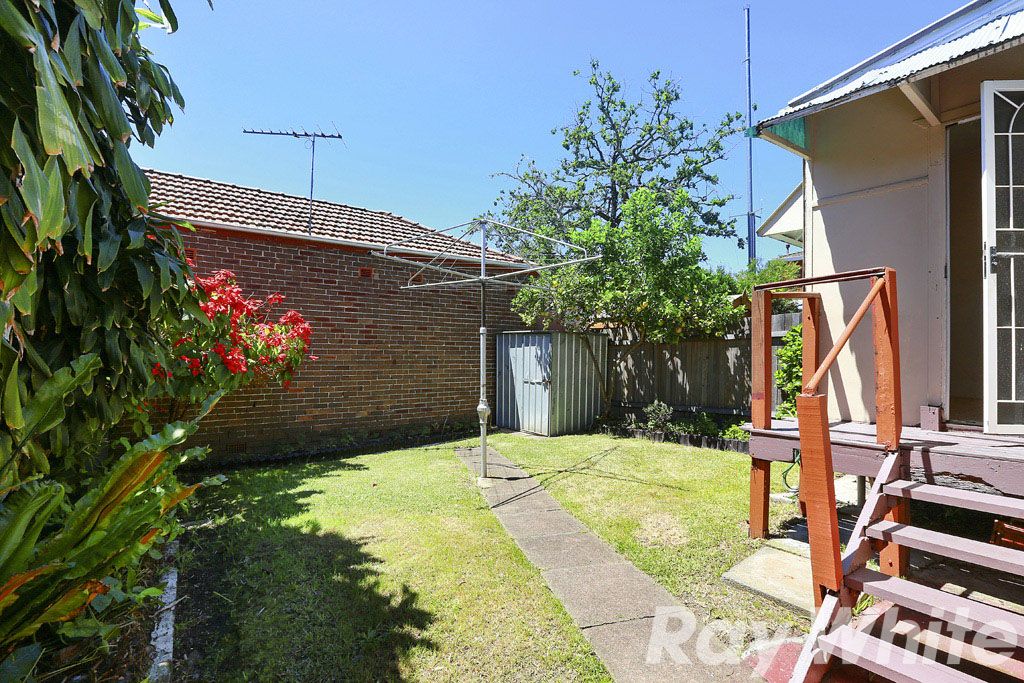 94 Wardell Rd, Marrickville NSW 2204, Image 2