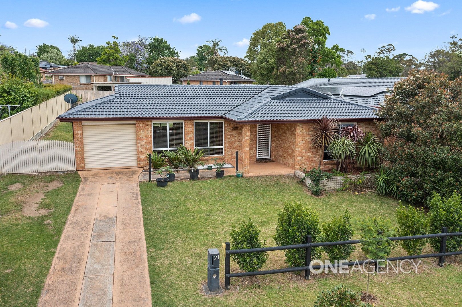 4 bedrooms House in 21 Hoskin Street NORTH NOWRA NSW, 2541