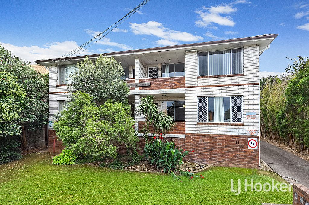 2 bedrooms Apartment / Unit / Flat in 4/35 Saddington Street ST MARYS NSW, 2760