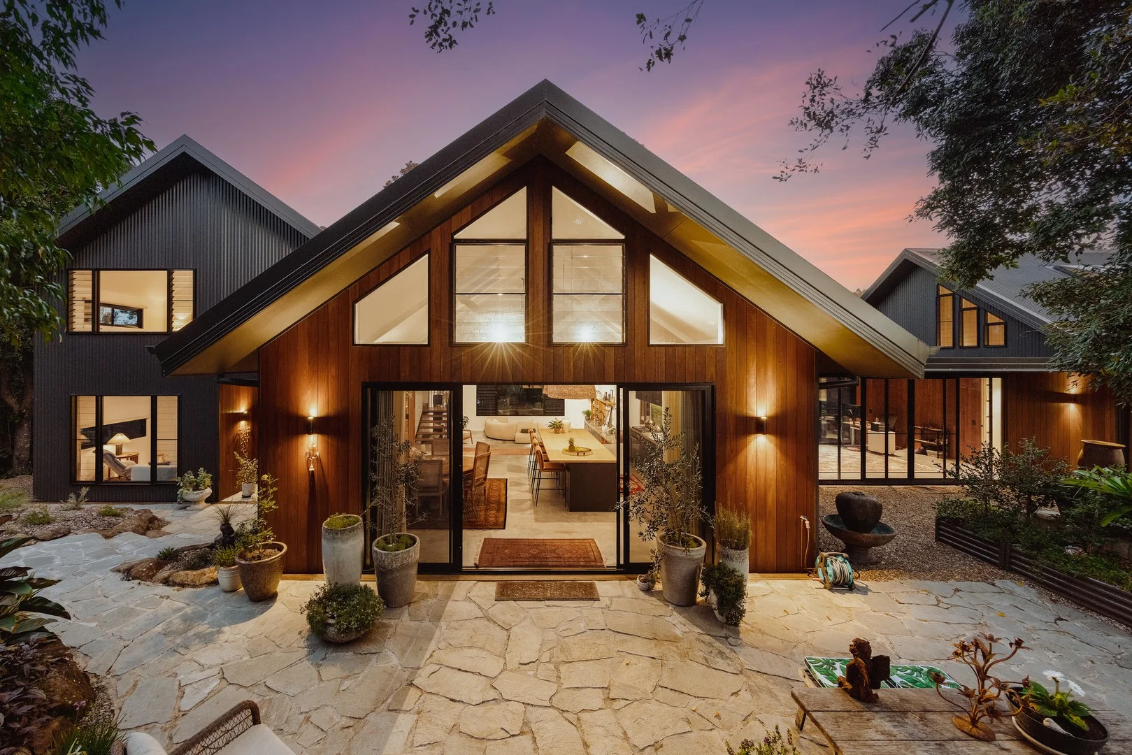 20 Warri Way, Currumbin Valley QLD 4223