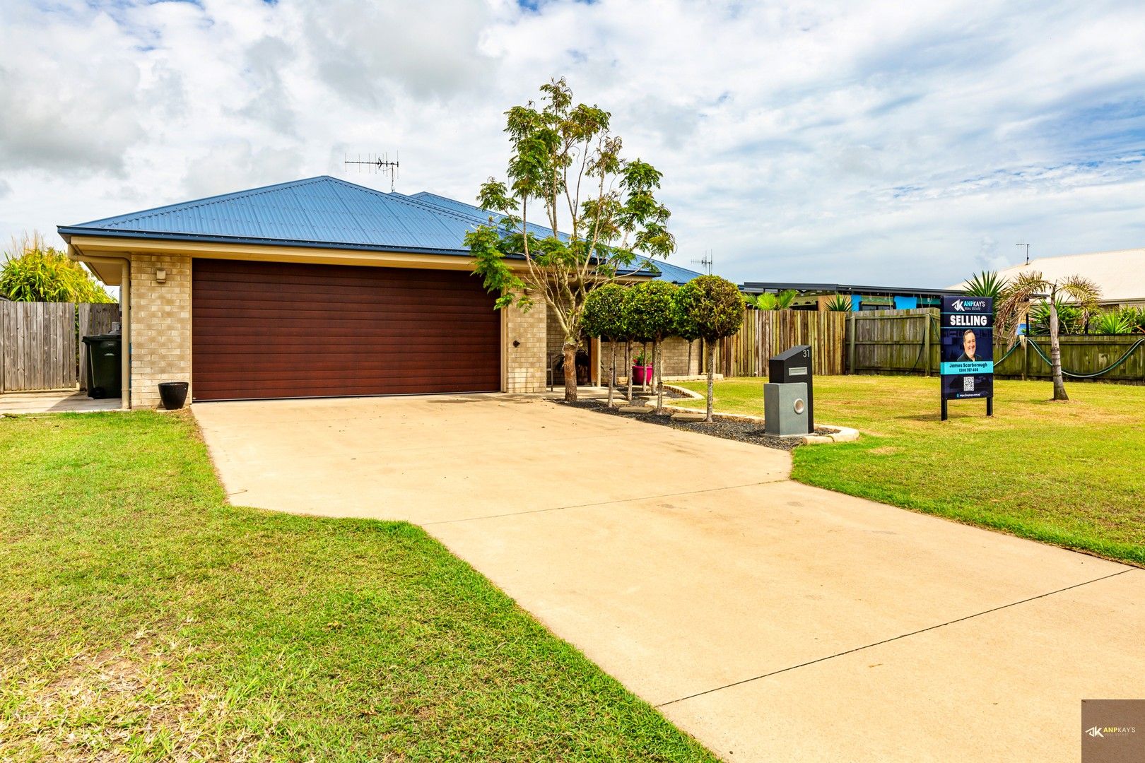 4 bedrooms House in 31 Beachmere Street BURNETT HEADS QLD, 4670