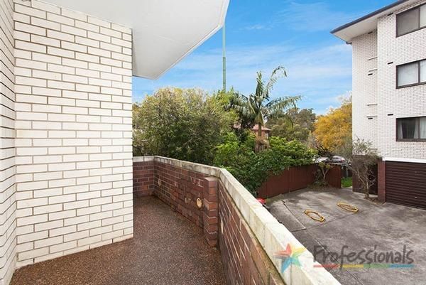 12/50 Warialda Street, Kogarah NSW 2217, Image 2