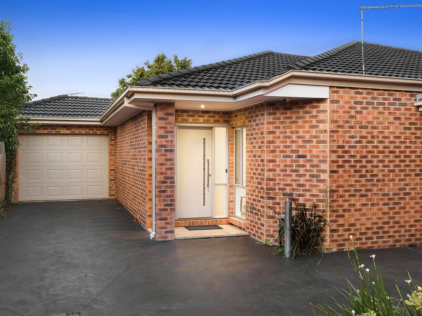 2/2 Harrison Street, Bellfield VIC 3081, Image 0