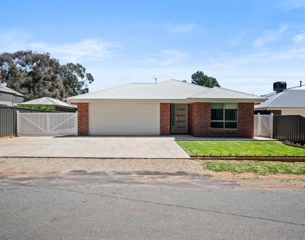 37 Ramsay Street, Corowa NSW 2646