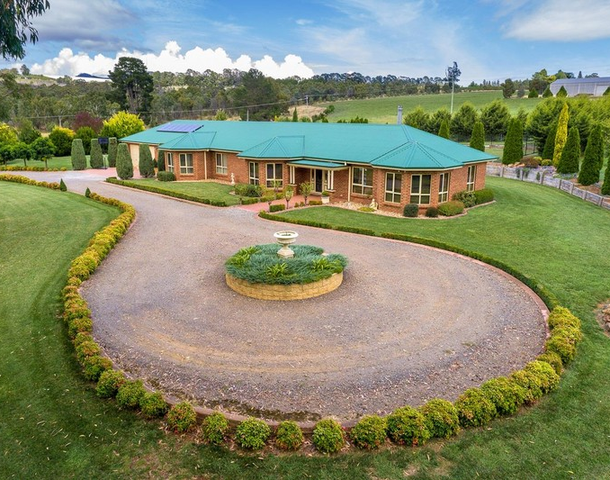 122 Lake Canobolas Road, Nashdale NSW 2800