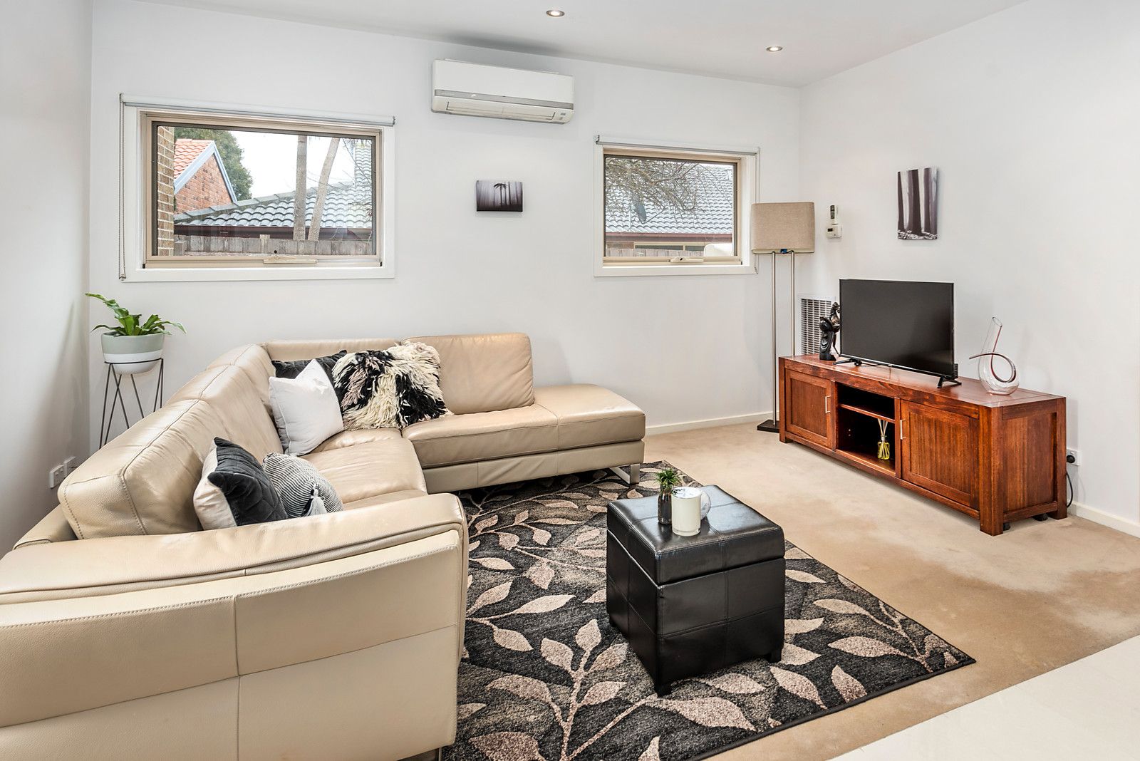 2/15 Mill Avenue, Forest Hill VIC 3131, Image 1
