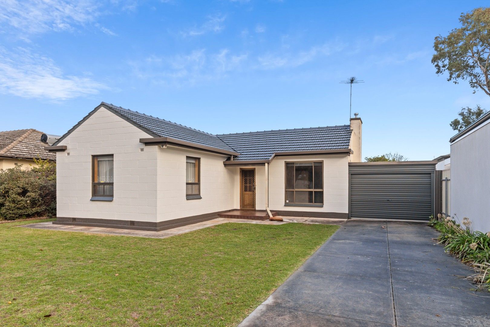 3 bedrooms House in 24 Lincoln Avenue WARRADALE SA, 5046