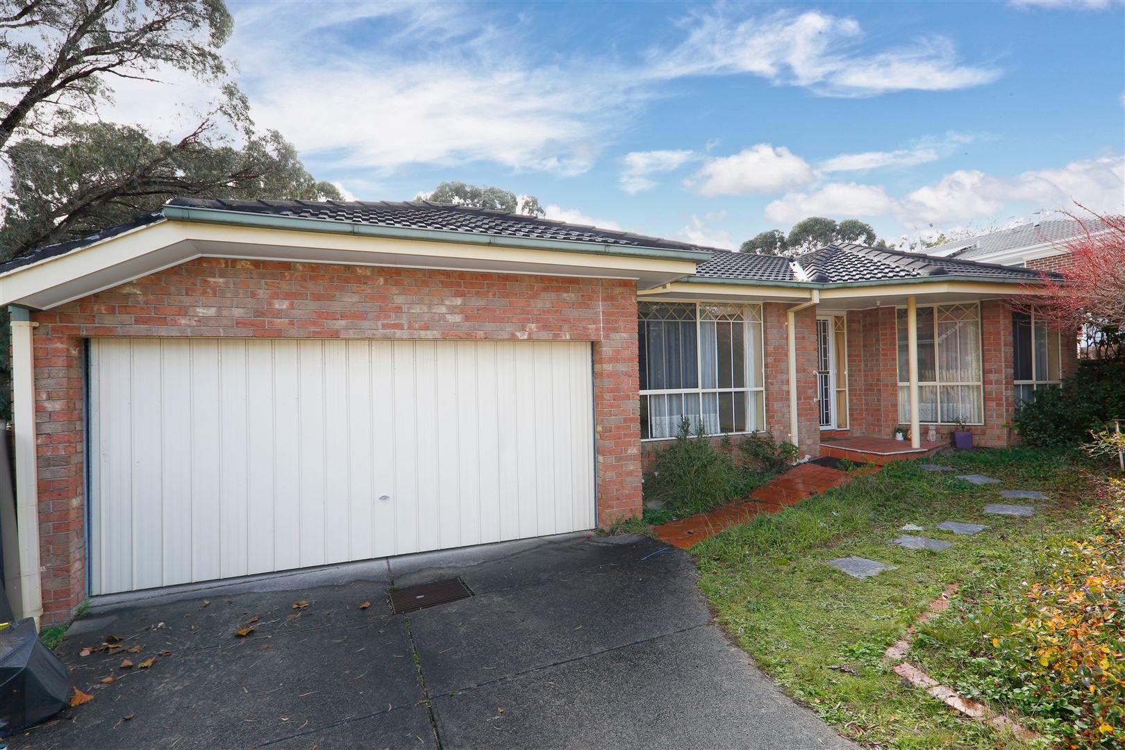 3 bedrooms House in 1 Landrige Street GLEN WAVERLEY VIC, 3150