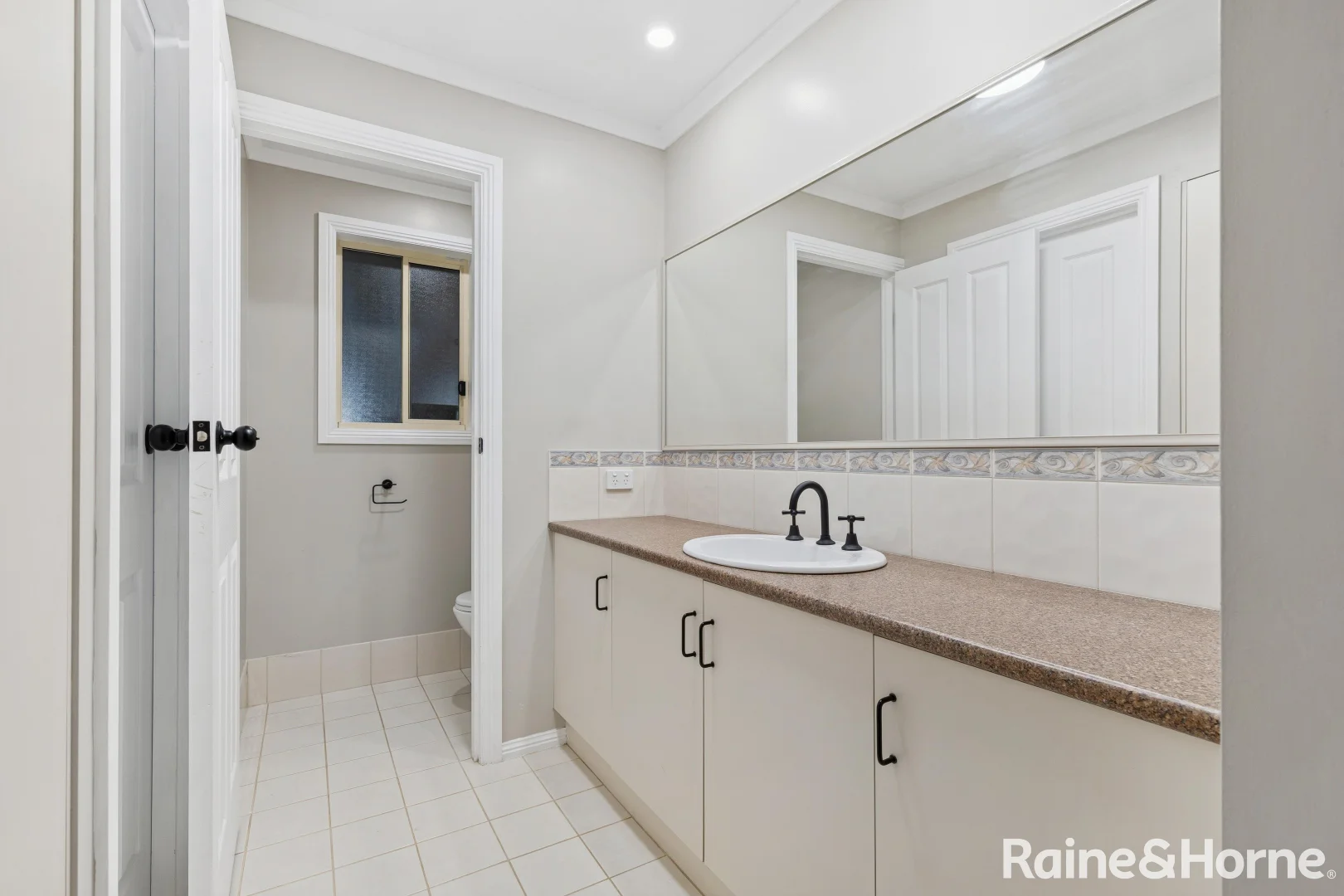 Additional image 8 of 82 Commerce Road, Murray Bridge SA 5253