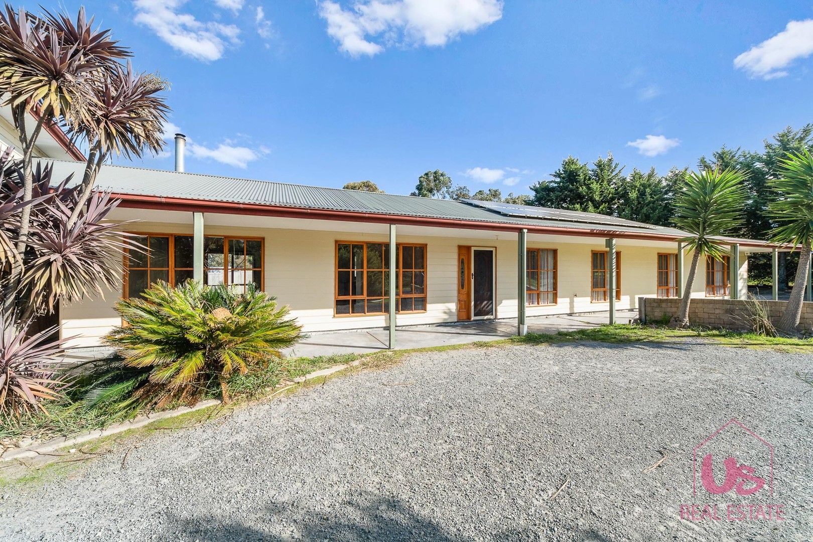 5 bedrooms House in 134 Browns Road CRANBOURNE SOUTH VIC, 3977