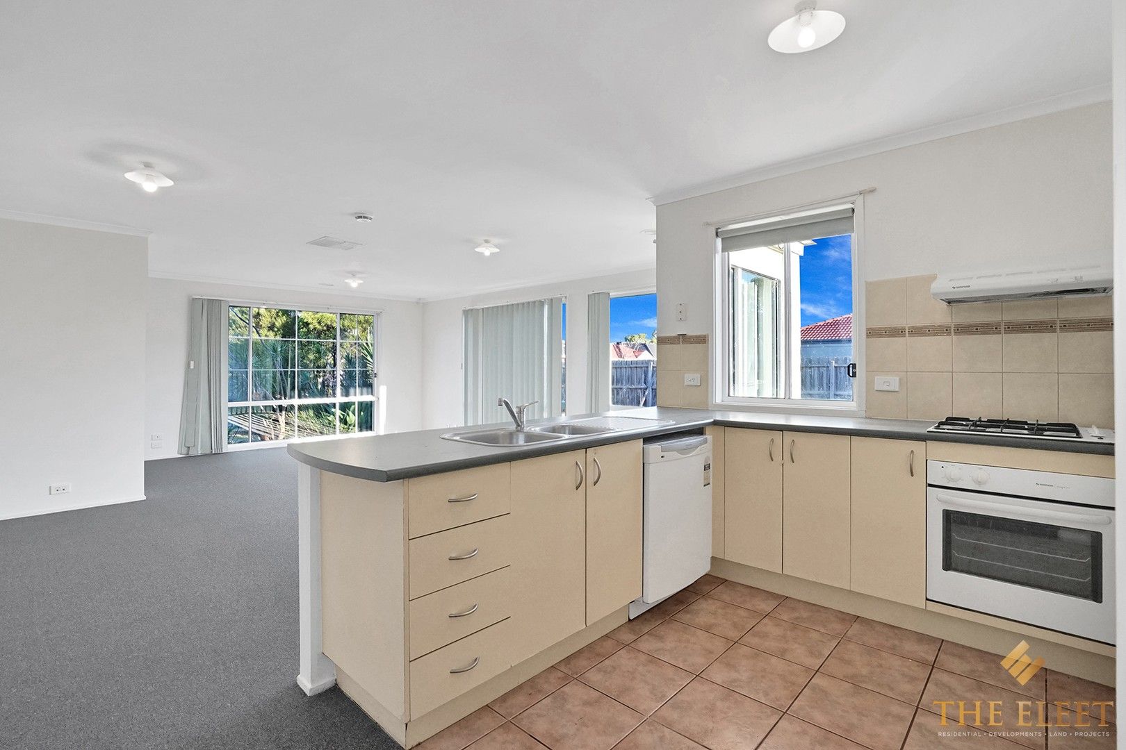 11 Hawkhurst Court, Hoppers Crossing VIC 3029, Image 0