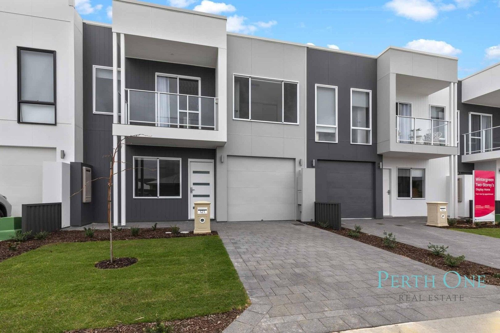 3 bedrooms House in 121 Wintergreen Crescent TREEBY WA, 6164