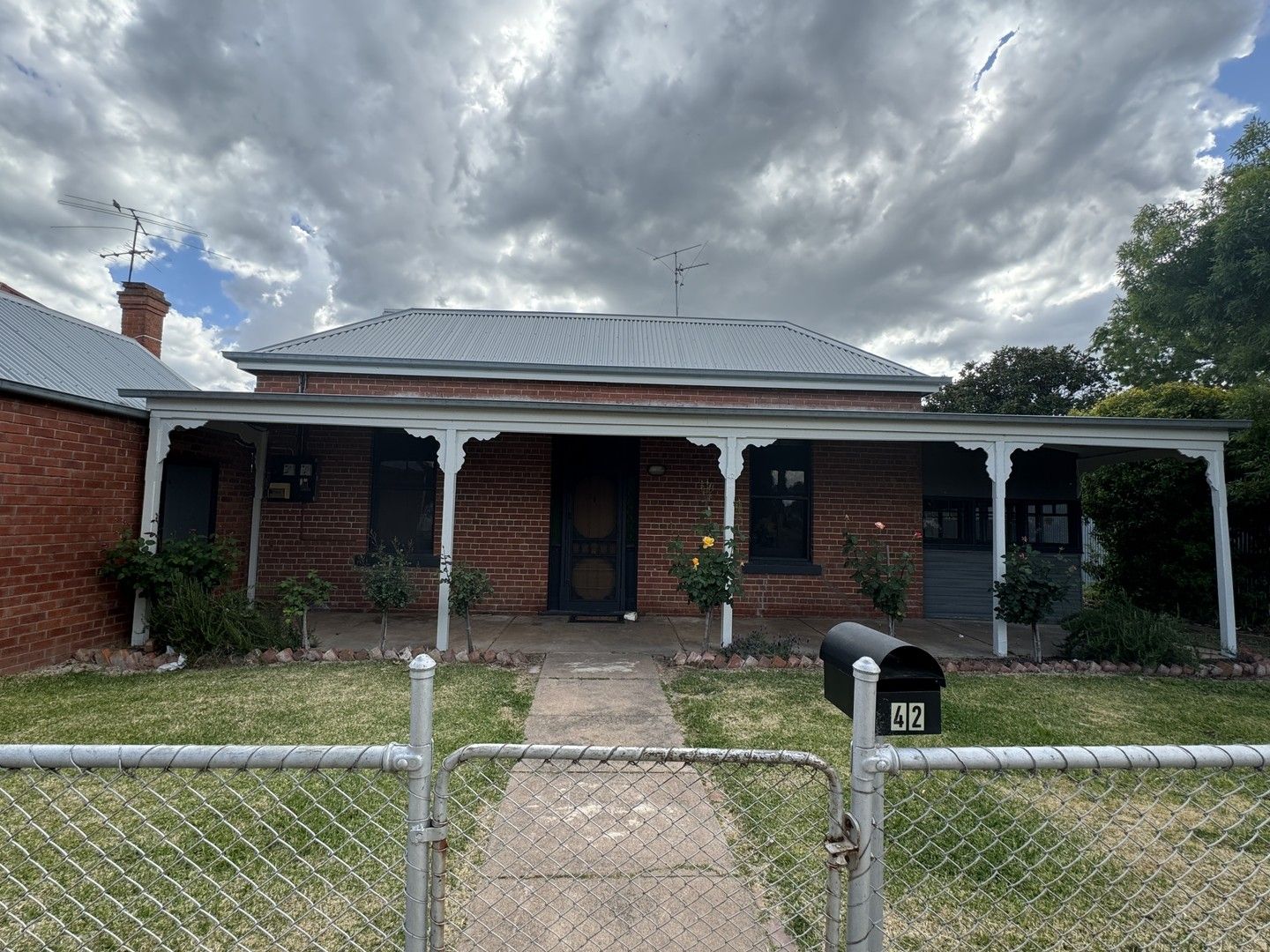 4 bedrooms House in 42 Allan Street HENTY NSW, 2658