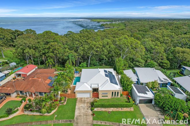 Picture of 31 Seaforth Street, SANDSTONE POINT QLD 4511
