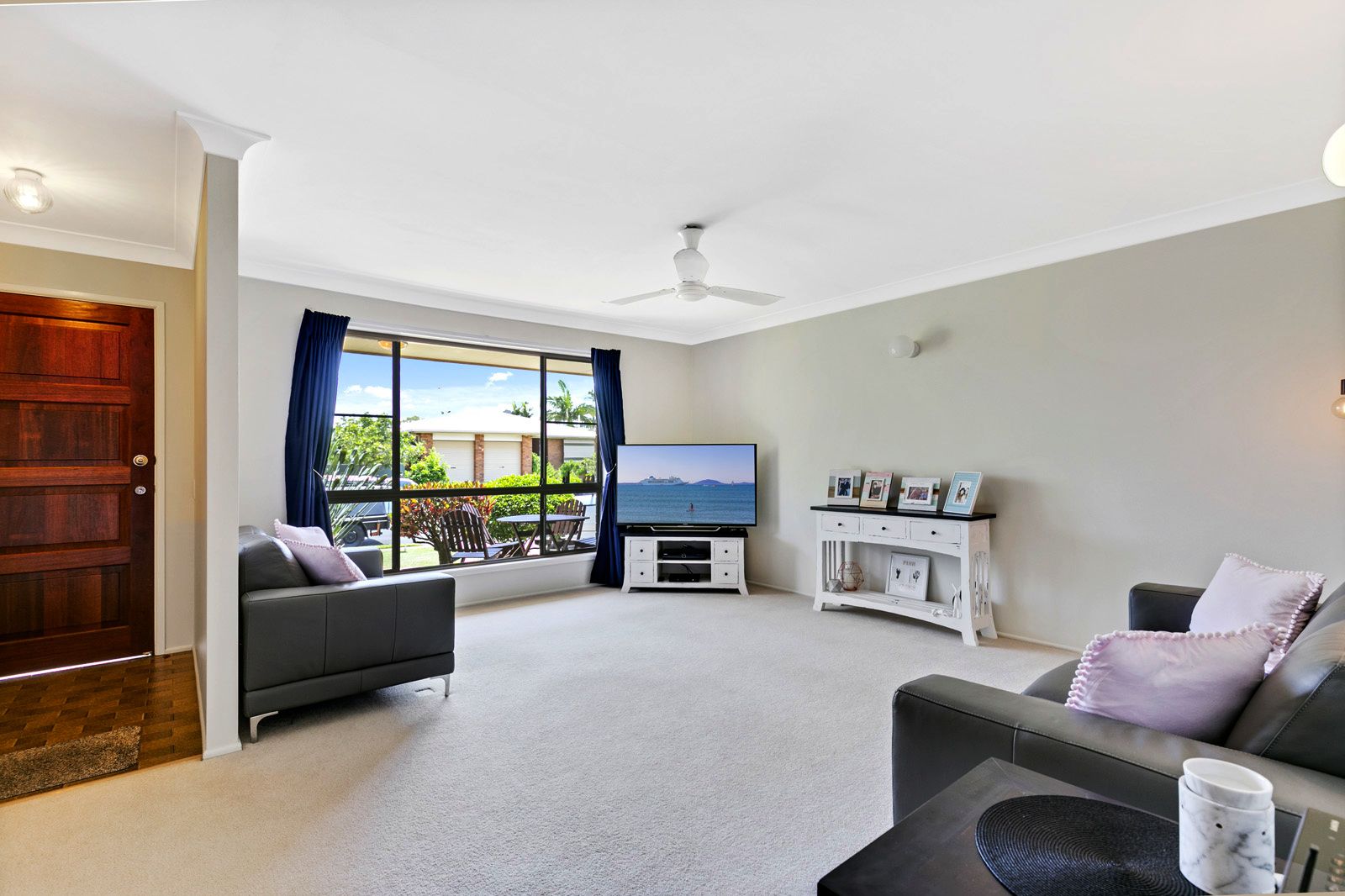 9 Tarwarri Cres, Mooloolaba QLD 4557, Image 2