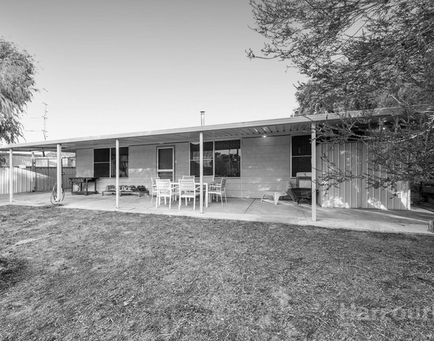 5 Southern Road, Preston Beach WA 6215