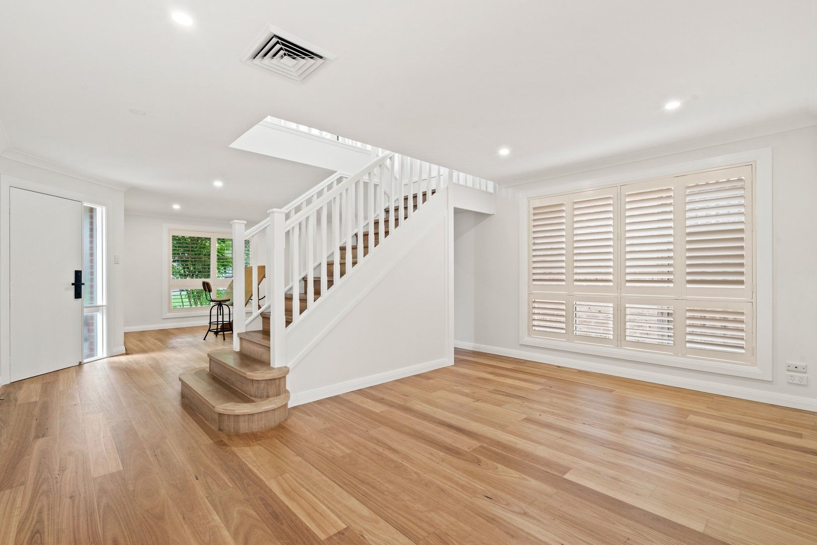 33 Paperbark Crescent, Beaumont Hills NSW 2155 Apartment For Rent