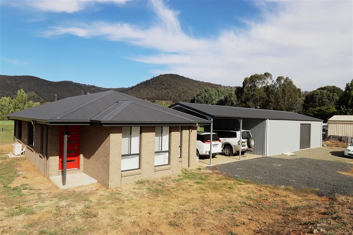 67-69 Selwyn Street, Adelong NSW 2729, Image 1