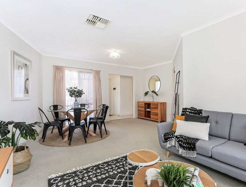 2/8 Cassia Court, Wantirna VIC 3152, Image 1