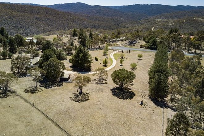 Picture of 64 Pine Grove, JINDABYNE NSW 2627