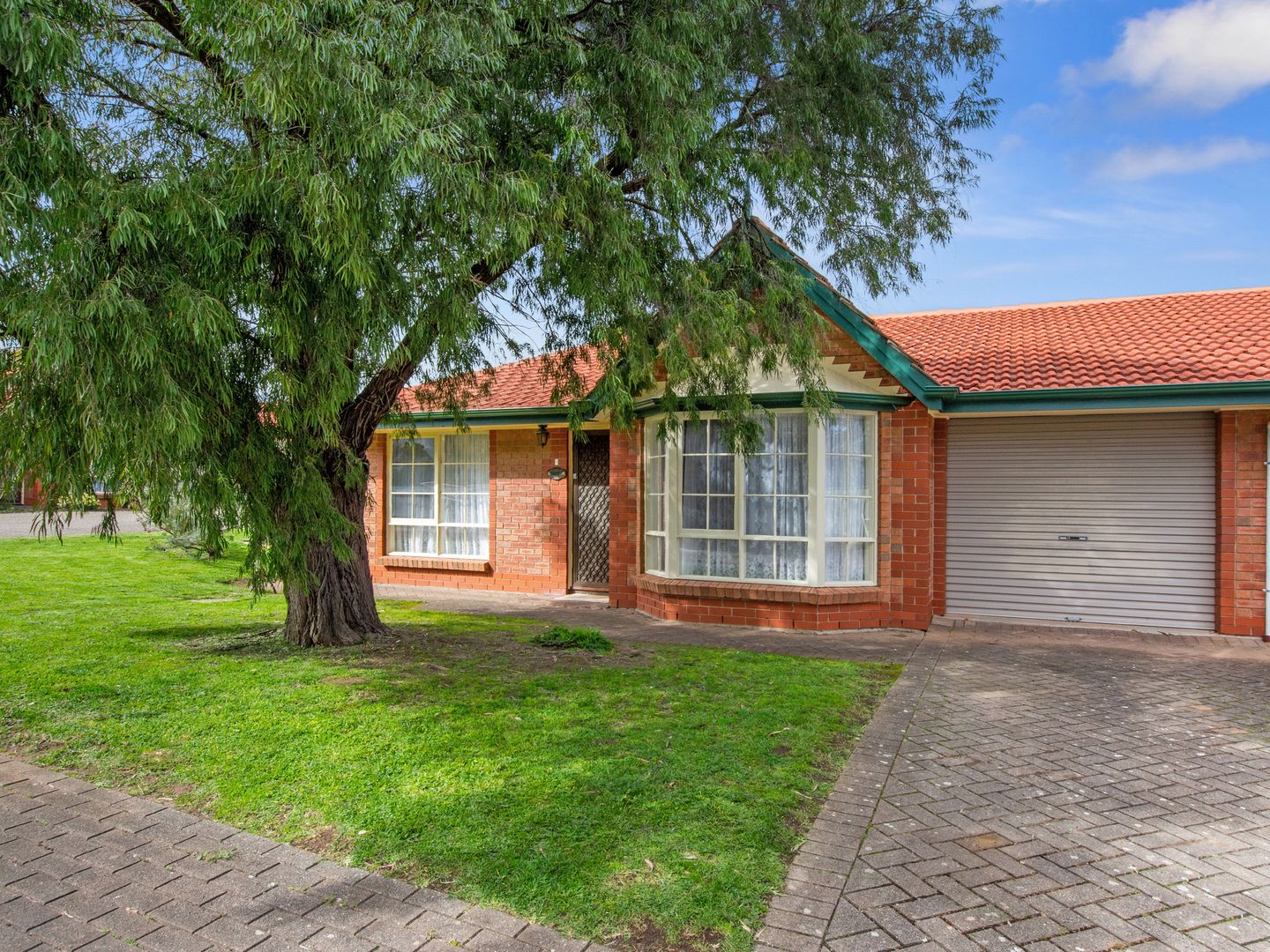 2/138 Reynell Road, Woodcroft SA 5162