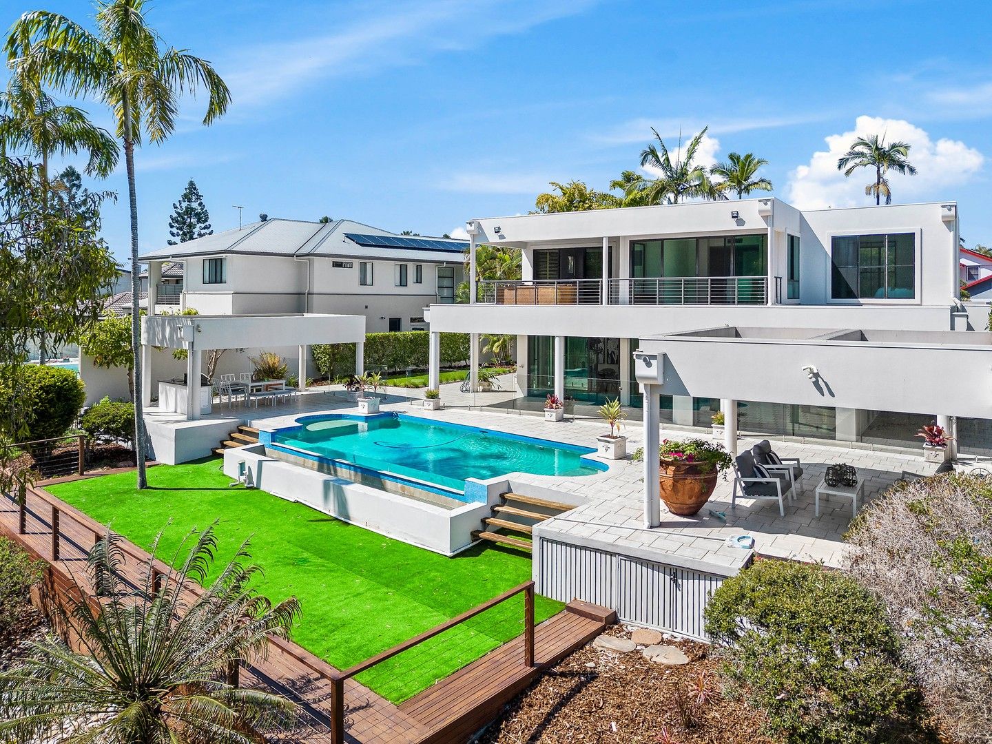 19 Samuel Place, Sinnamon Park QLD 4073 Domain