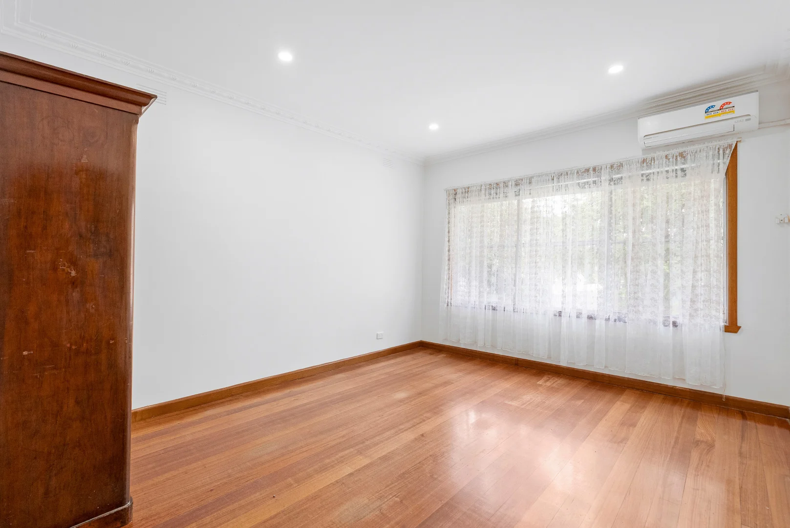 Additional image 4 of 5 Roslyn Street, Burwood VIC 3125