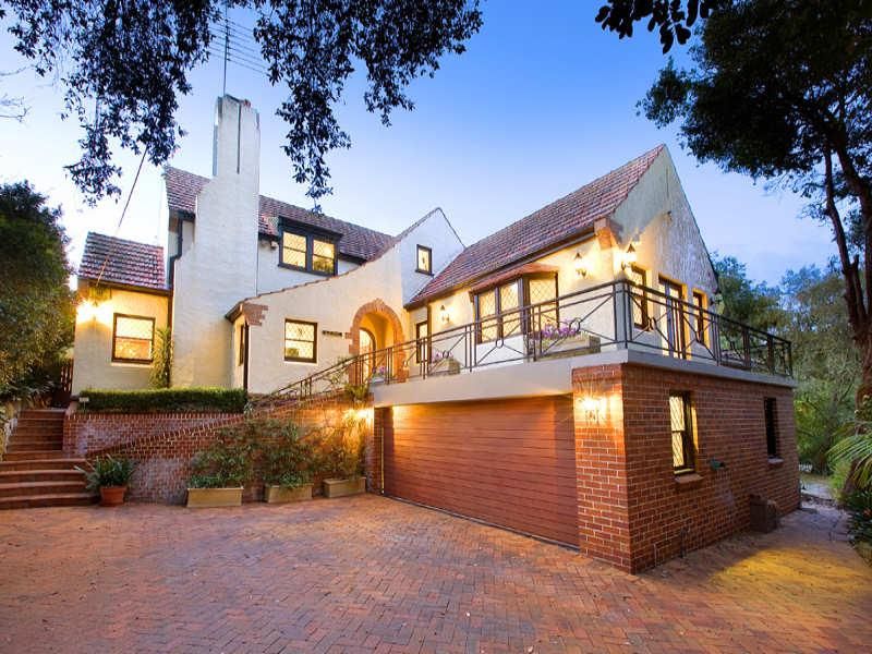 4 bedrooms House in 34 Middle Harbour Road LINDFIELD NSW, 2070