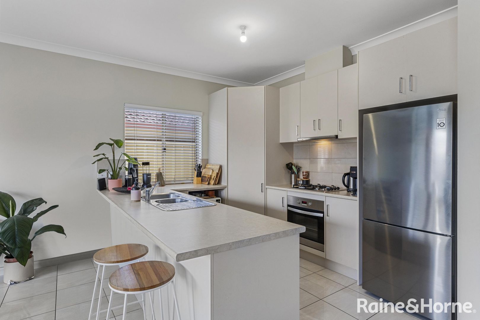 6A Fourth Avenue, Ascot Park SA 5043, Image 2