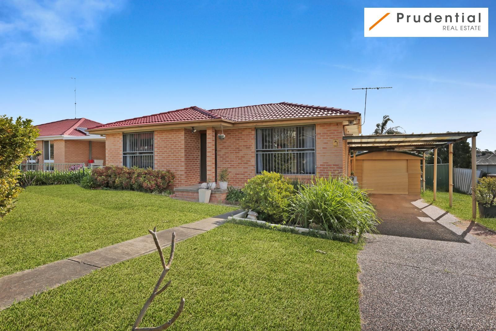 28 Lorenzo Crescent, Rosemeadow NSW 2560, Image 0