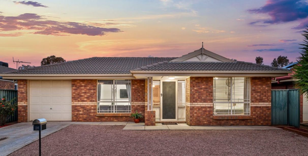 4 bedrooms House in 26 Mcpherson Grove DAVOREN PARK SA, 5113