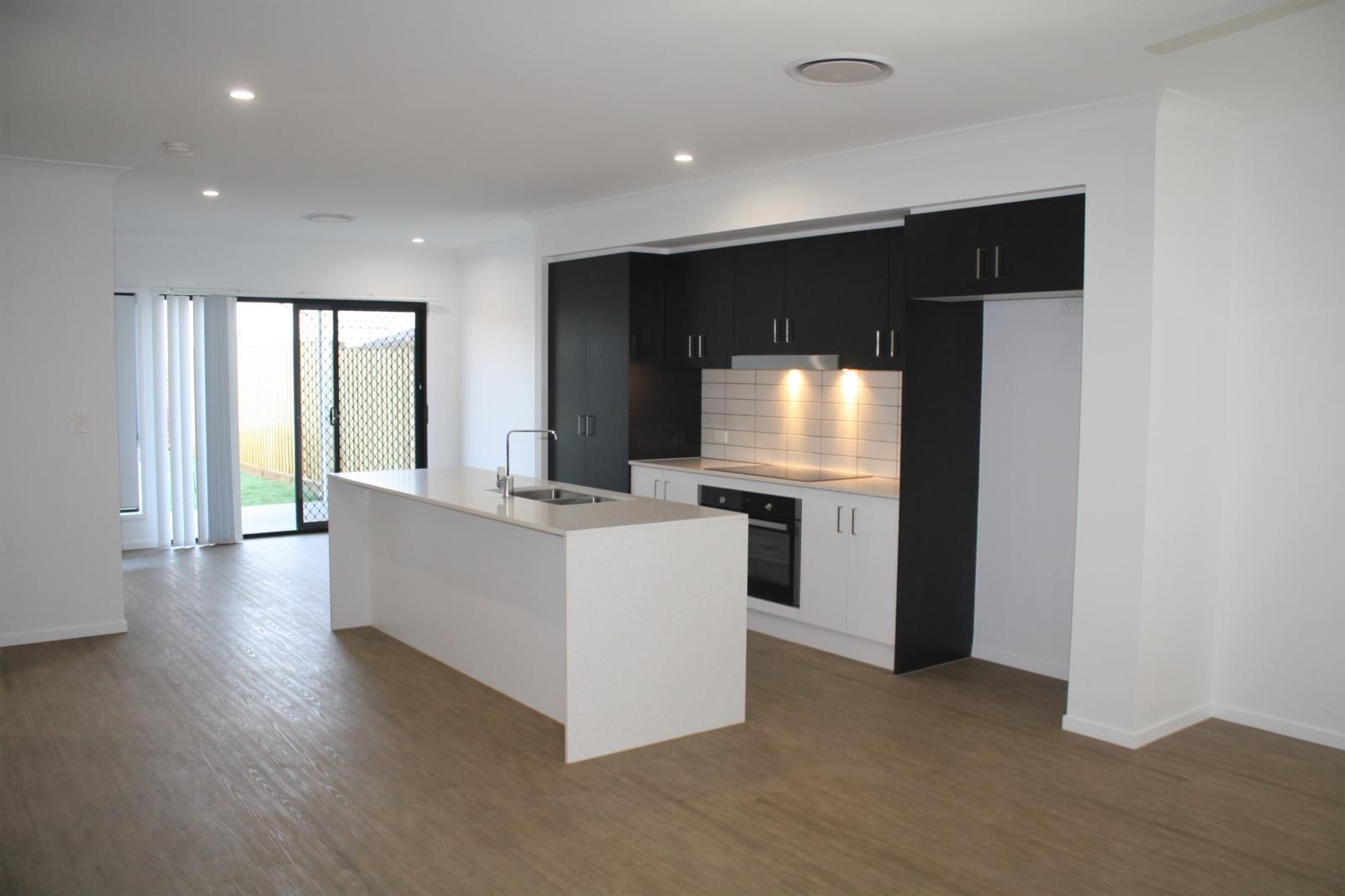 4 bedrooms House in 16 Lind Lane SOUTH RIPLEY QLD, 4306