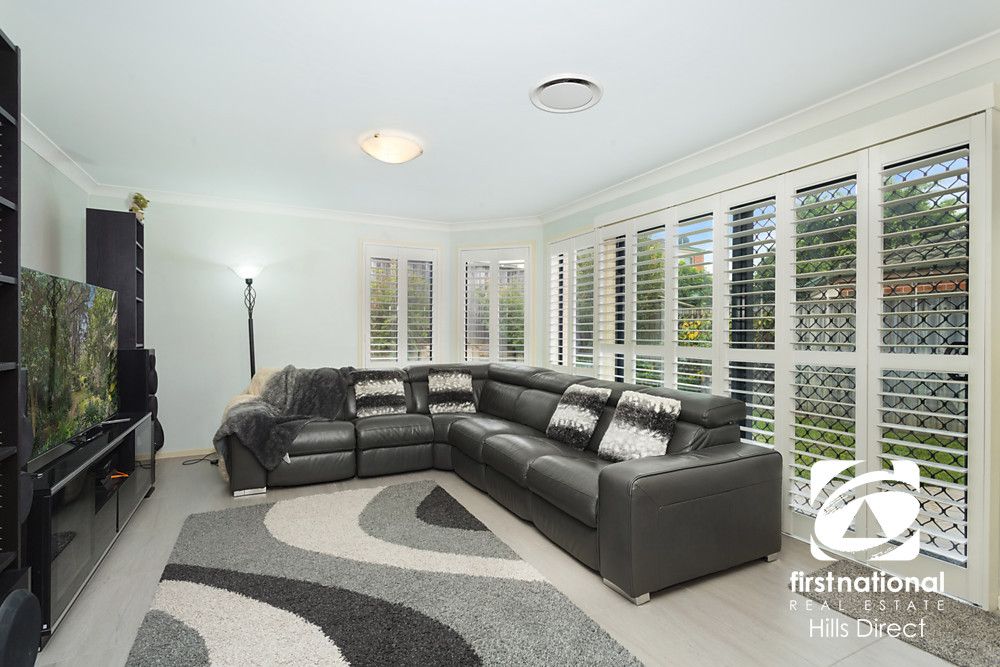 12 Winslow Avenue, Stanhope Gardens NSW 2768, Image 2