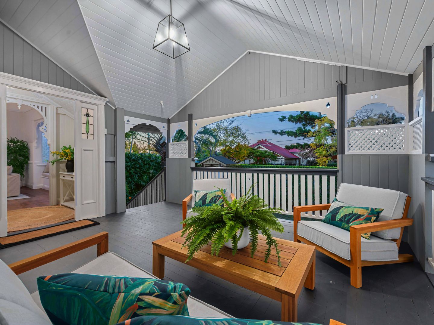 15 Blakeney Street, Highgate Hill QLD 4101, Image 2