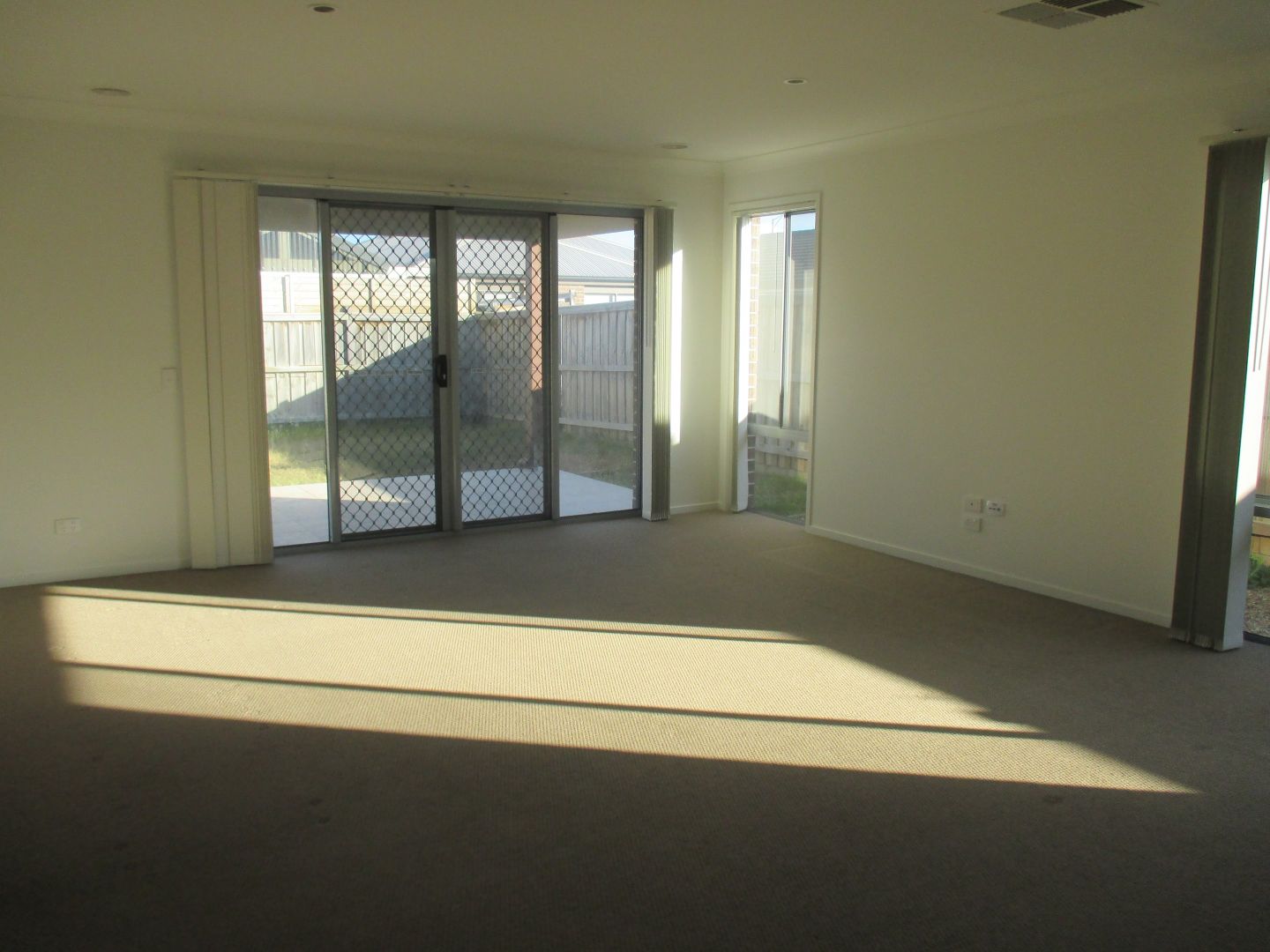 11 Bremer Street, Clyde North VIC 3978, Image 2