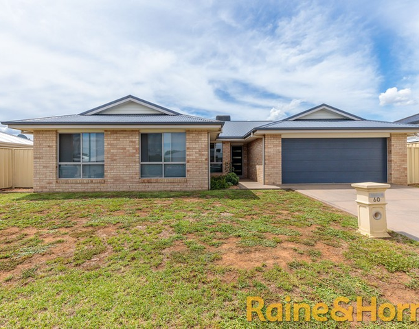 60 Page Avenue, Dubbo NSW 2830