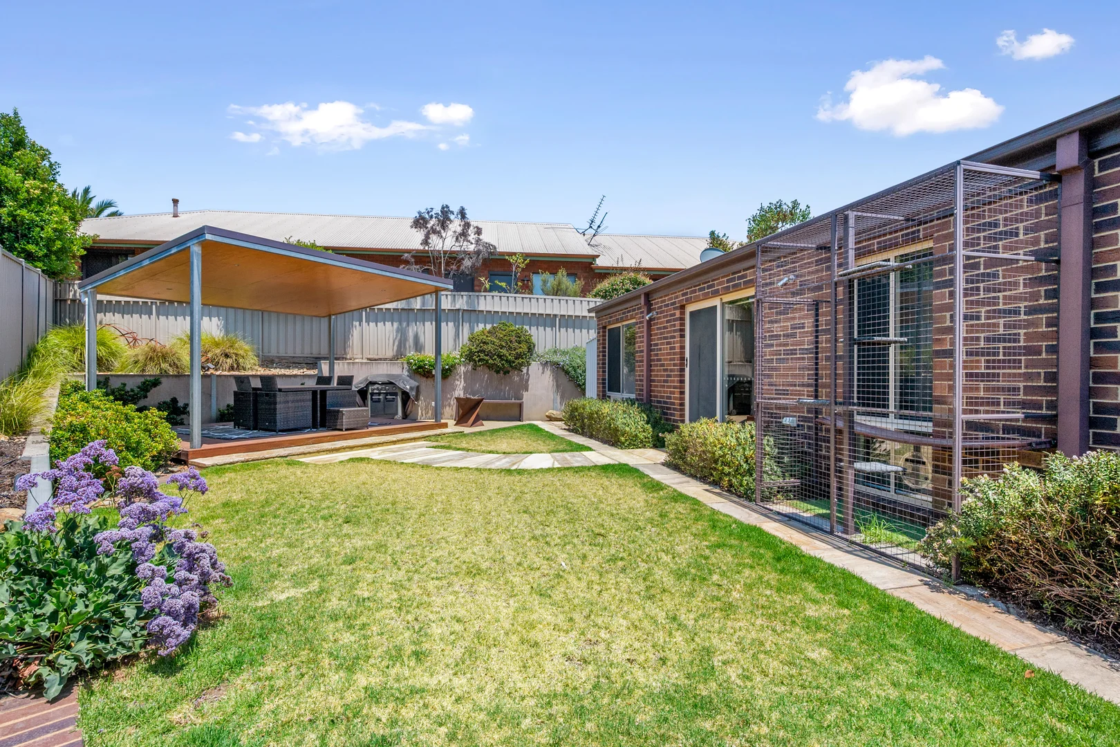 Additional image 6 of 6A Heyington Pl, Kennington VIC 3550