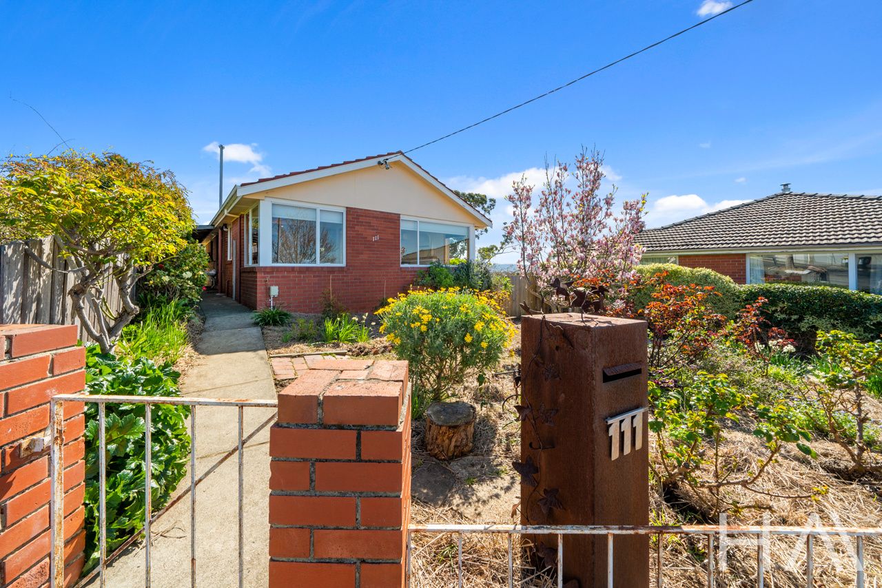 3 bedrooms House in 111 Forest Road WEST HOBART TAS, 7000