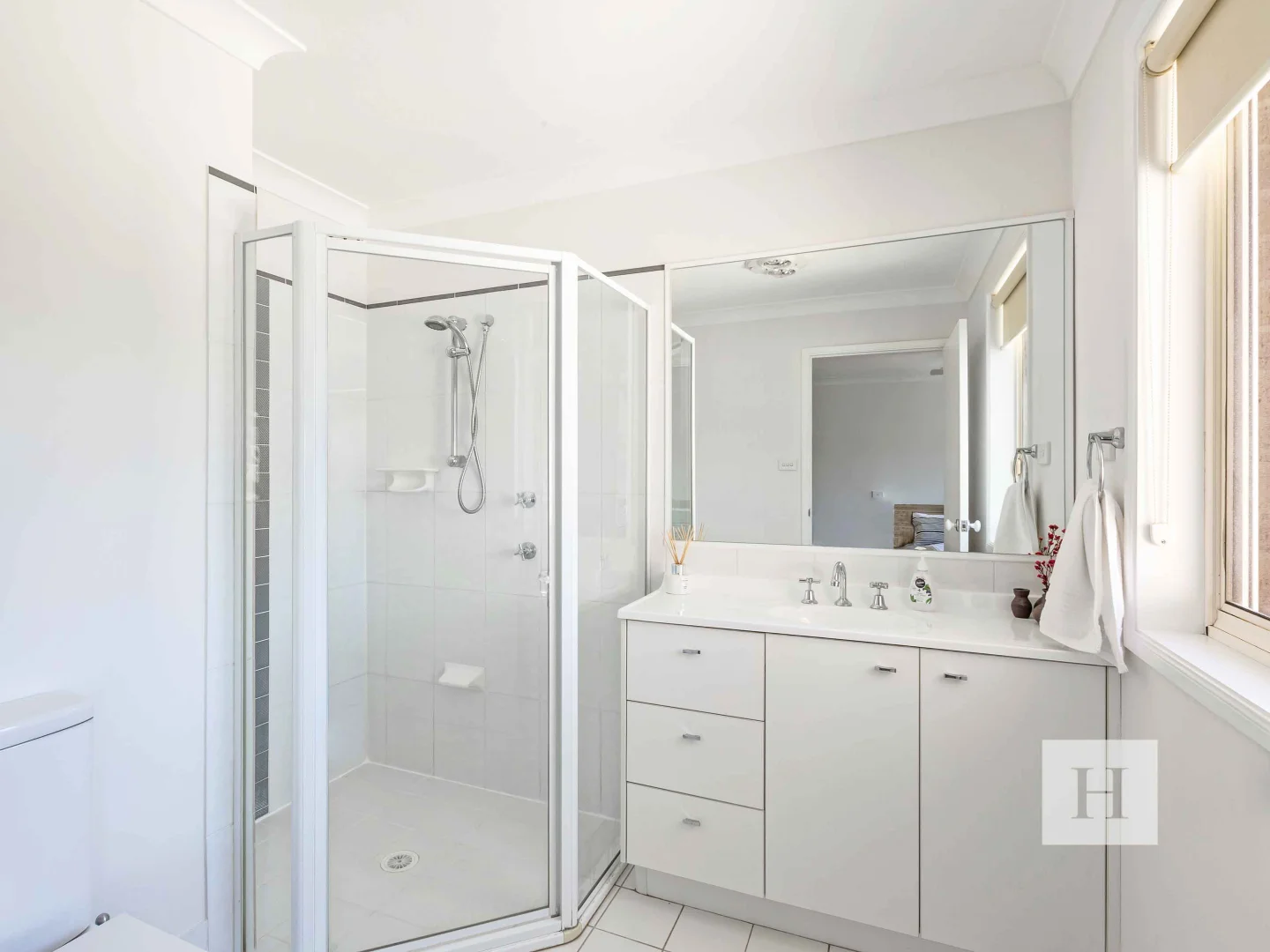 Additional image 8 of 19 Macquarie Rd, Mannering Park NSW 2259