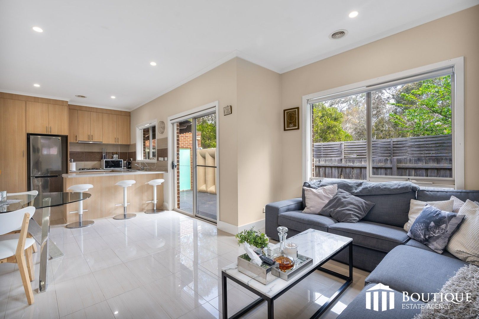 3 bedrooms Apartment / Unit / Flat in 2/16 Alsace Street DANDENONG VIC, 3175