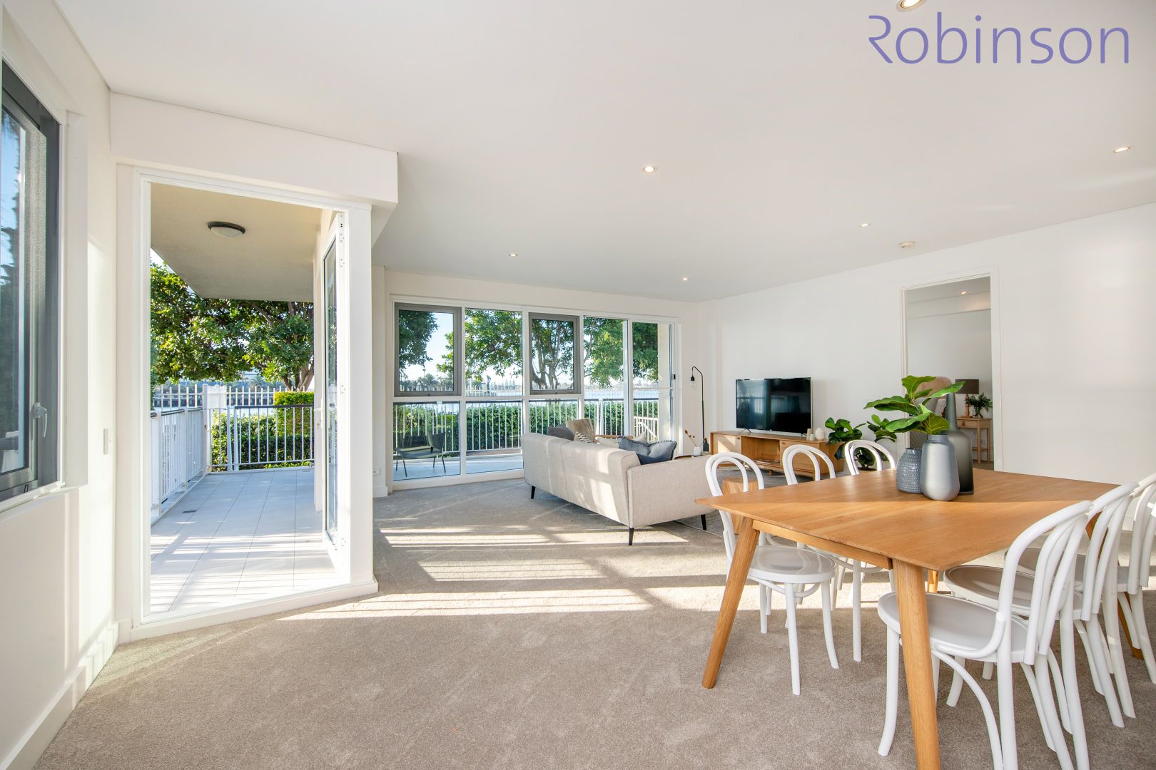 14/304 Wharf Road, Newcastle NSW 2300, Image 2