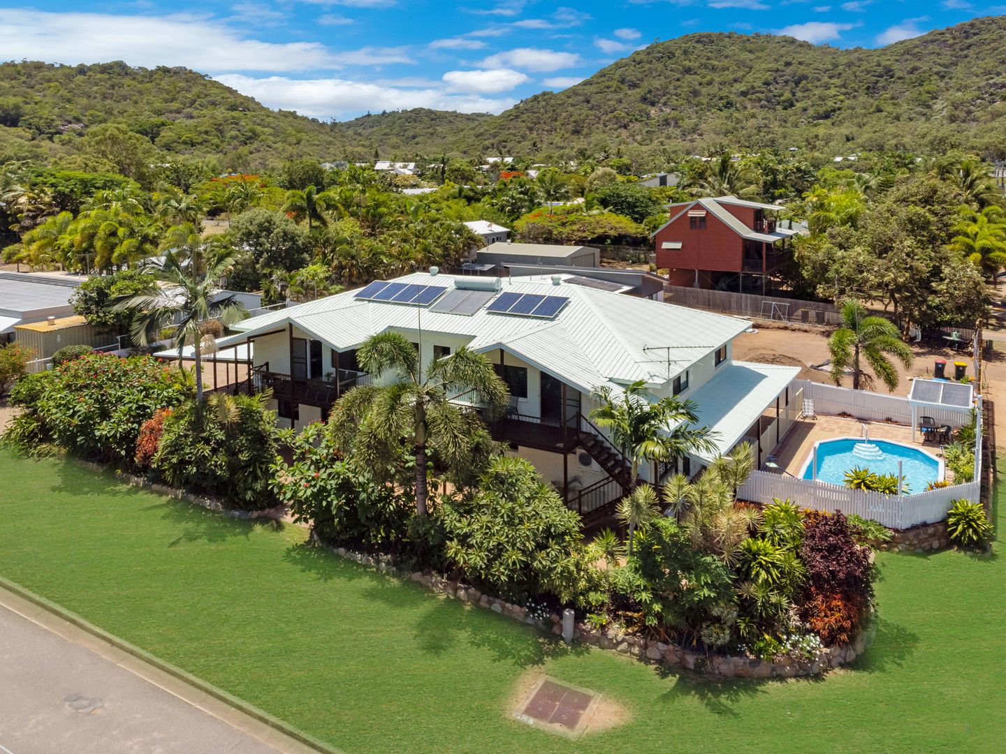 90 Horseshoe Bay Road, Horseshoe Bay QLD 4819 Domain