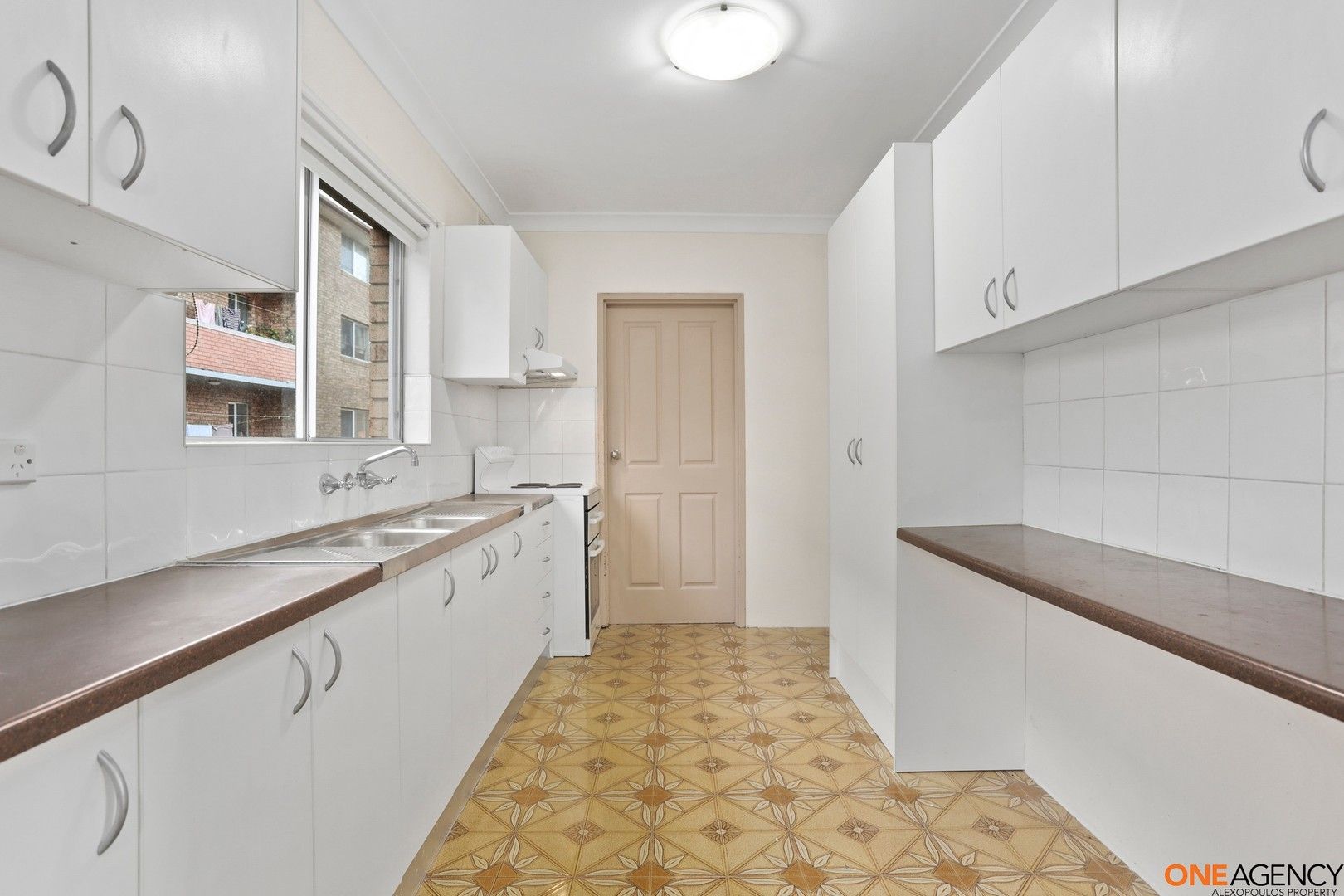 2 bedrooms House in 1/1 Lachlan Street WARWICK FARM NSW, 2170