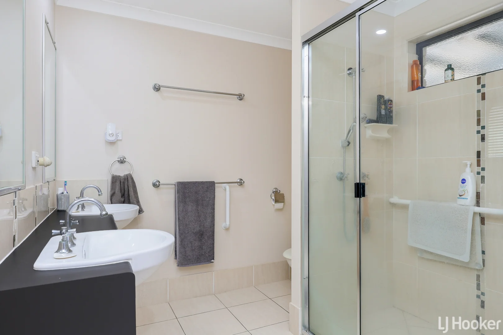 Additional image 6 of 7 Candlebark Court, Frenchville QLD 4701