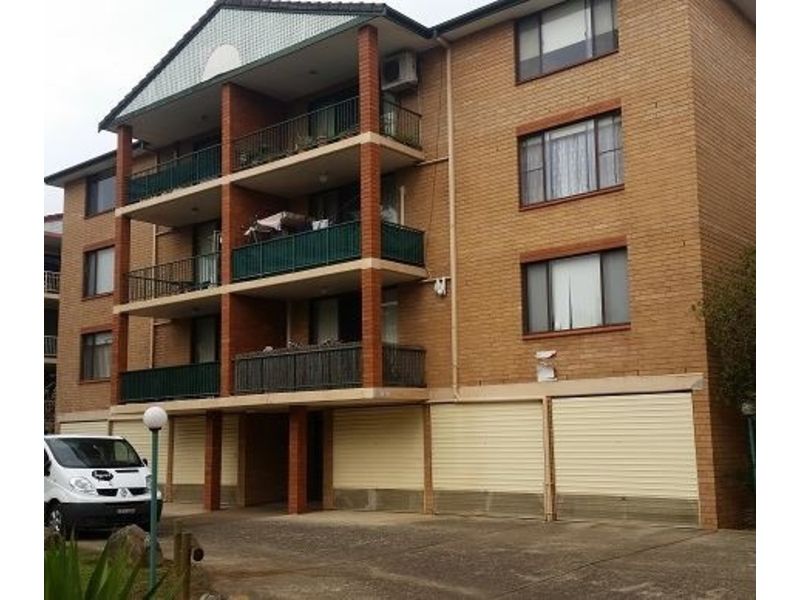 2 bedrooms Apartment / Unit / Flat in 25/4 Riverpark Drive LIVERPOOL NSW, 2170