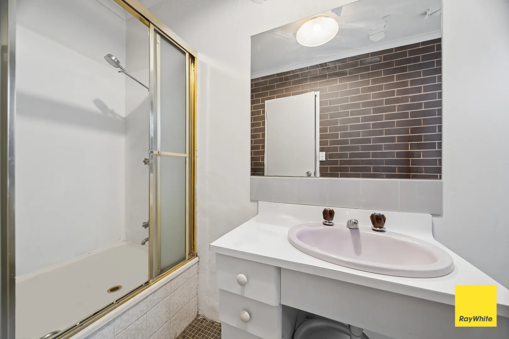 Additional image 8 of 2/32 Hopetoun Street, Bendigo VIC 3550